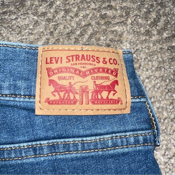 Levi's - 720 High Rise Super Skinny Jeans - 28 - Picture 3 of 5